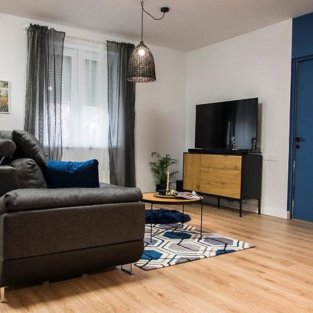 Danubio****2 Bedrooms-Be In The Center Of It All! Будапеща Екстериор снимка