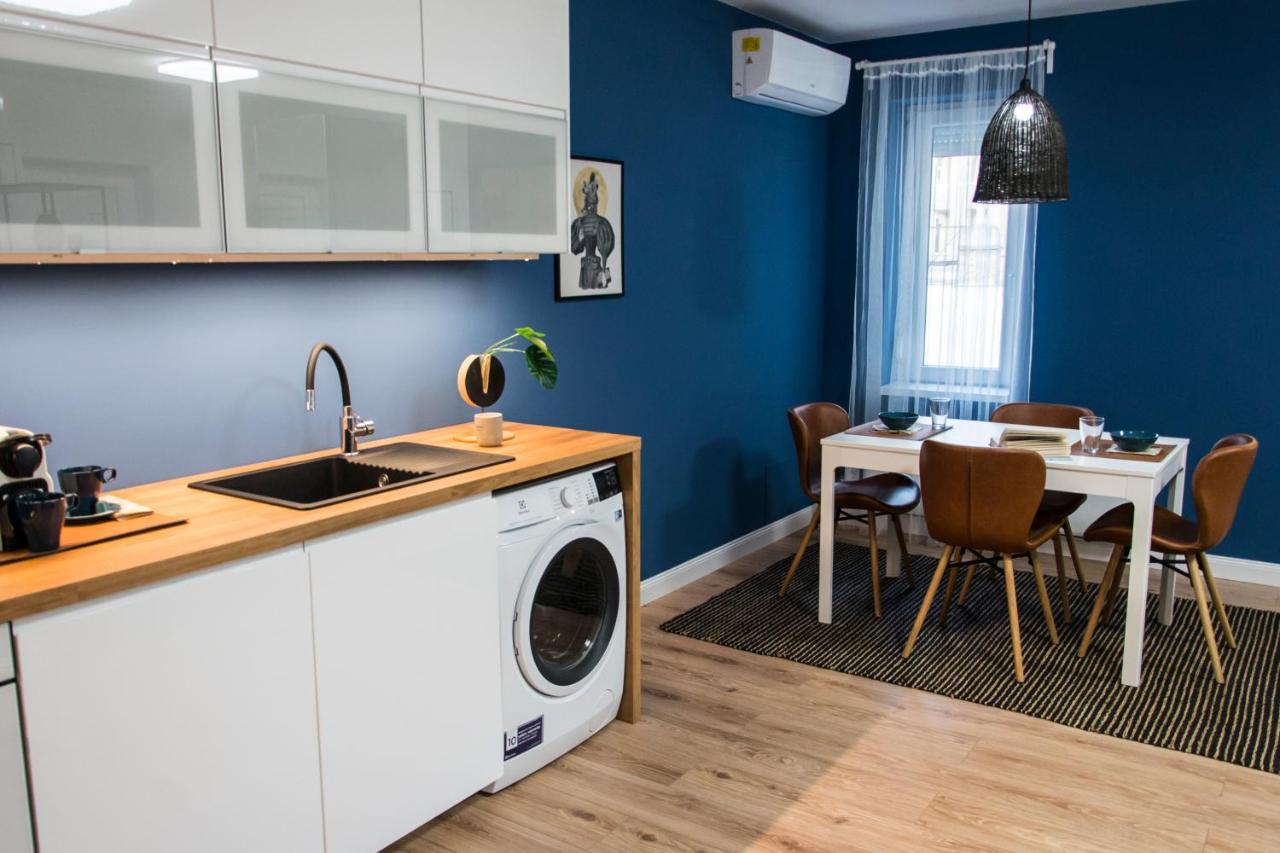 Danubio****2 Bedrooms-Be In The Center Of It All! Будапеща Екстериор снимка